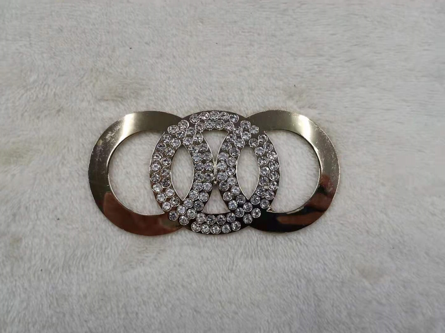 ST8100